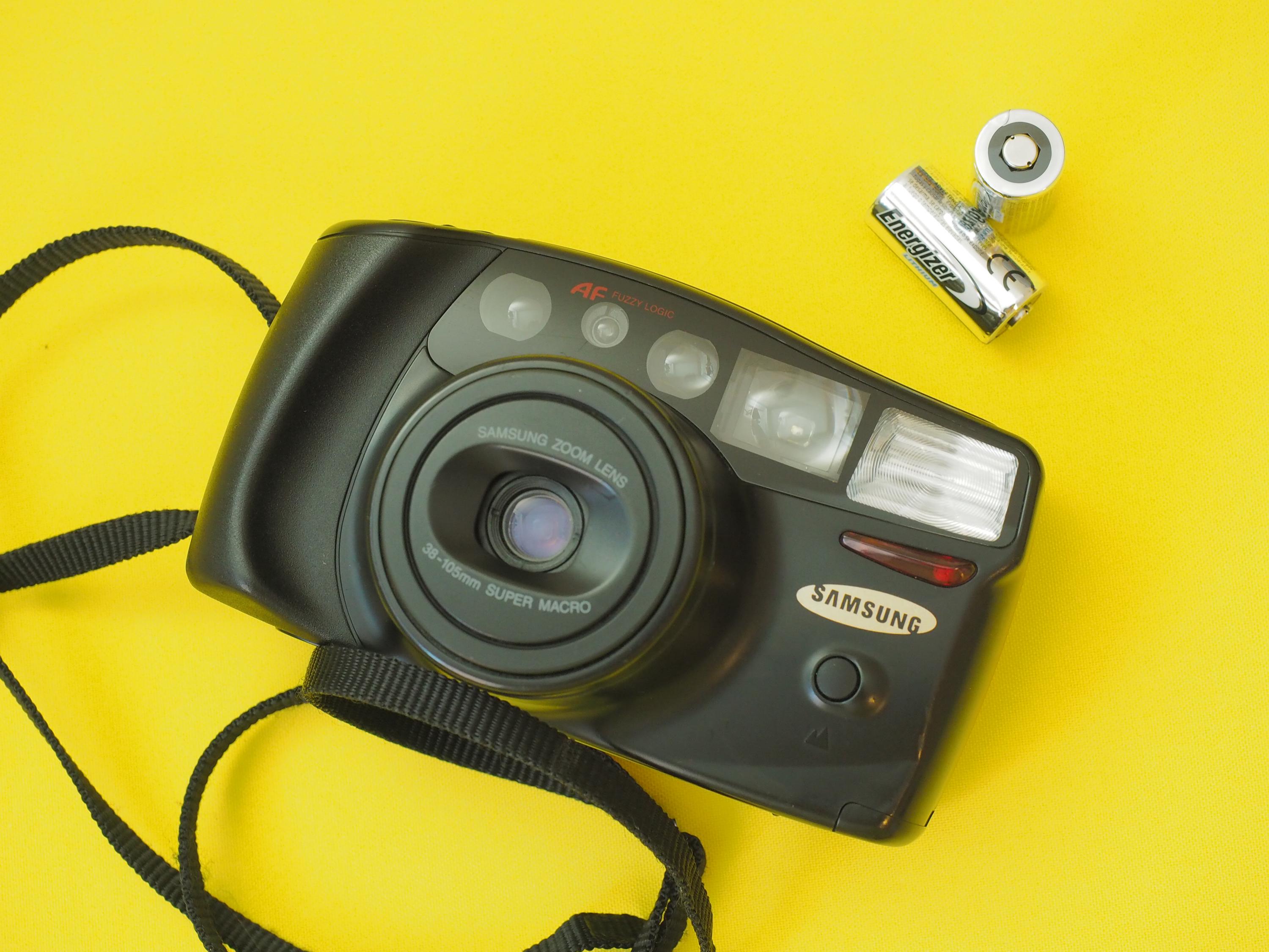 Samsung Maxima Zoom 105 35mm Film Point and Shoot Compact Camera +