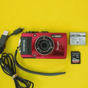 Olympus Stylus Tough TG-3 16MP Câmera digital compacta de bolso, aponte e dispare + cartão de memória, à prova de choque e à prova d'água, FUNCIONANDO