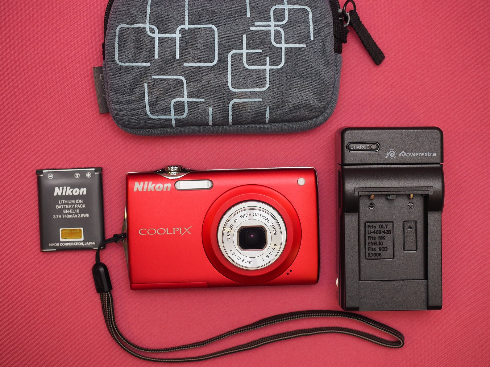 Nikon Coolpix S205 12MP Pocket Compact Point and Shoot Digital
