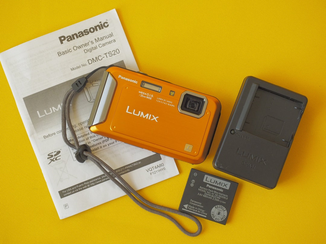 Panasonic Lumix DMCTS20 16MP Digital Compact Point and Shoot