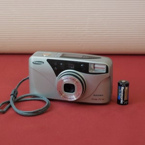 Samsung Maxima Zoom 70XL 70 XL 35mm Film Point and Shoot Compact