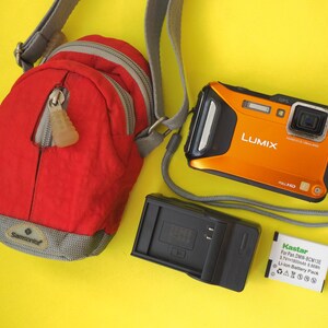 Panasonic Lumix DMC-TS5 16.1MP Digital Compact Point and Shoot Camera WORKING