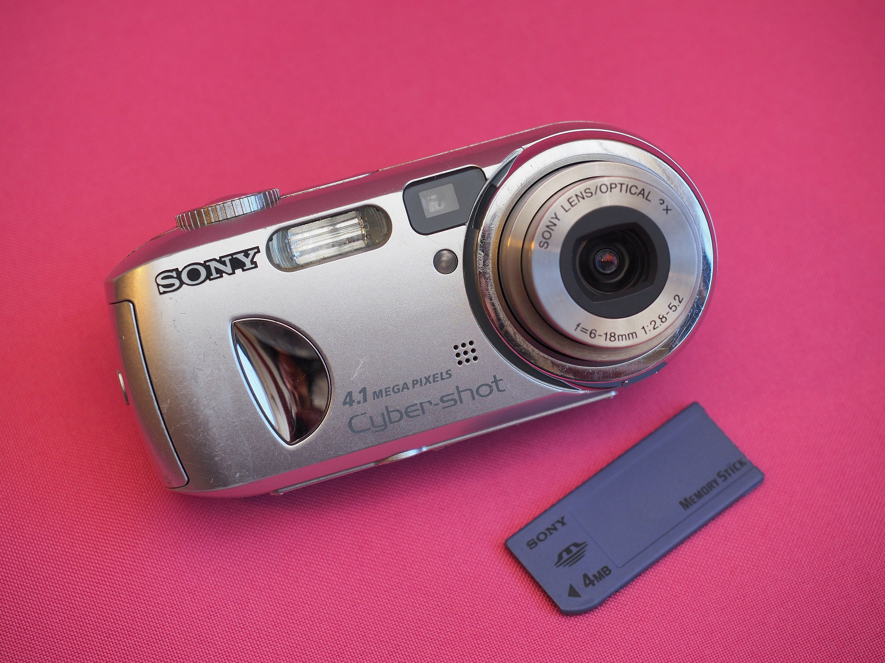 Sony Cyber-shot DSC-P73 4.1MP Compact Digital Point and Shoot