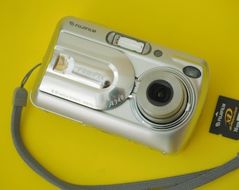 Digital Camera Fujifilm Finepix JX500 / Vintage Digital