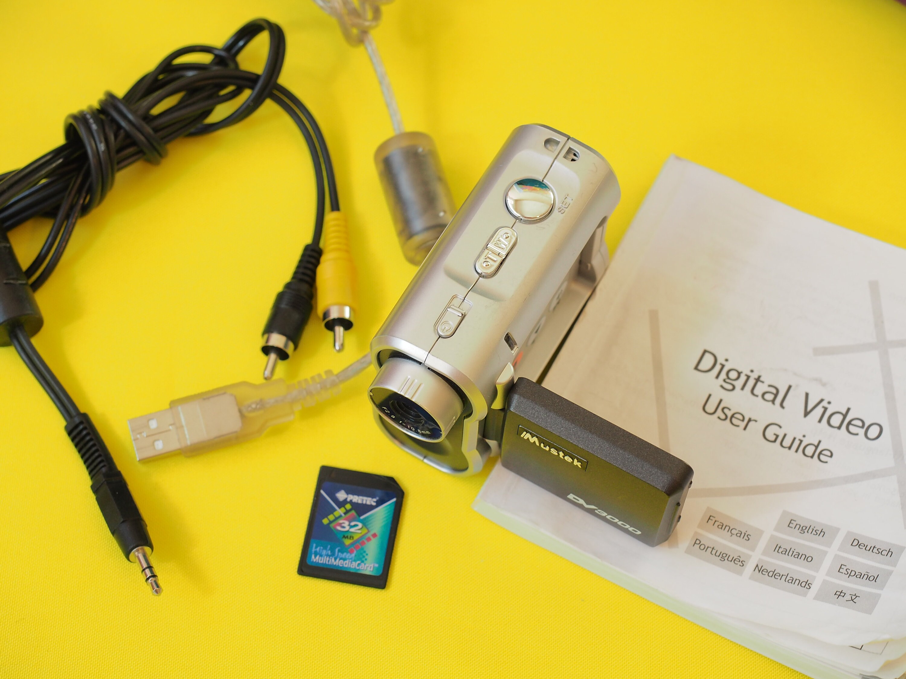 Mustek DV3000 DV 3000 DV3 Digital Video Camera Mini Pocket