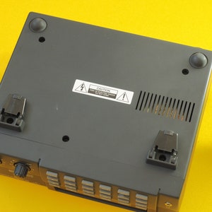 Radio Shack Radioshack PRO-2039 200 Channel UHF VHF Programmable