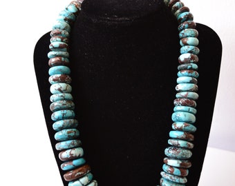 Necklace in natural Turquoise, 306 grams, 47 cm, pearls washers from 2.5 to 1 cm