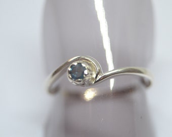 Ring in 925 silver and natural blue diamond, 0.07 carat, size 6.25
