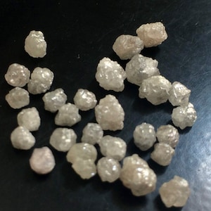 2.5-4.5mm Grey White Rough Diamond, Natural Grey White Raw Diamond, Uncut Diamond, Loose Diamond, Conflict Free For Diamond (5Pcs To 10Pcs)