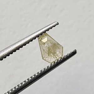 Yellow Diamond, NATURAL Diamond Shield For Ring, Loose Diamond Shield Pendant, Fancy Diamond Shield for Engagement Ring 4.5x3.5mm - PDD660