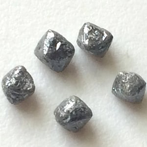 4.5-5.5mm Grey Raw Diamond Crystal, Natural Rough Diamond, Uncut Diamond, Loose Diamond Crystal, 1 Piece Diamond Octahedron, - DDP26