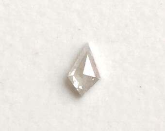 White Kite Shaped Diamond, 4.8x2.9mm Flat Back Faceted White Diamond, 0.16 Cts Table/Shield Cut Diamond for Engagement Rings/Pendant-PDD810