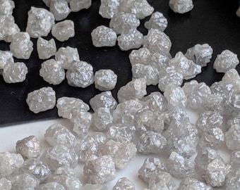 4-6mm Raw Rough Diamonds White Grey Color Conflict Free Diamond For Jewelry  (5Cts To 10Cts Options)