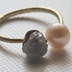 Raw Diamond Ring in 925 Silver with Gold Polish Grey Diamond Ring Pearl Ring Promise Ring, Delicate Minimalist Ring, Engagement Ring - PVD63