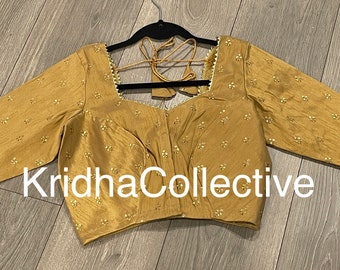 Details about Beautiful Sequins Padded Blouse Choli for Saree Sari Skirt Top Cream 8979 Details about Beautiful Sequins Padded Blouse Choli for Saree Sari Skirt Top Cream 8979