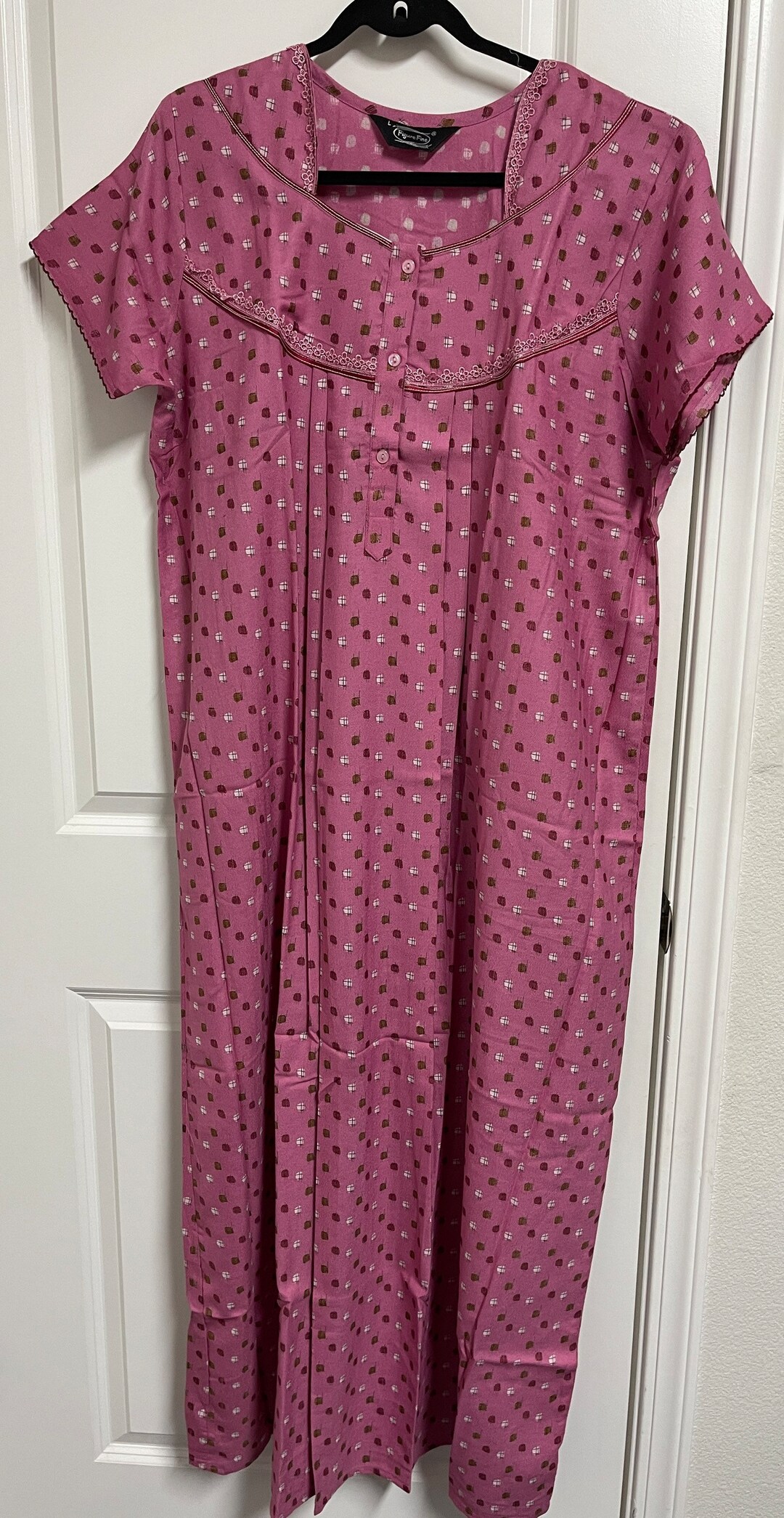 Women Nighties Alphine Fabric Nighties for Sleepwear Long Free Size