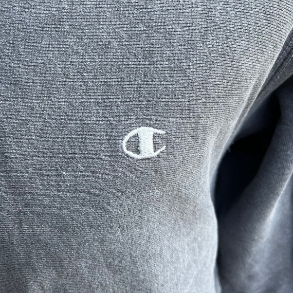 Vintage Champion Reverse Weave Sweatshirt RARE 19… - image 2