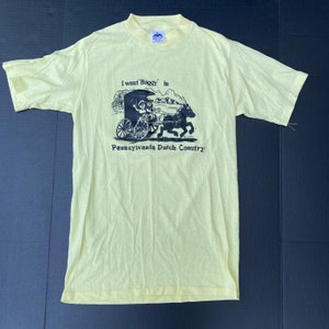 vintage Dutch Country T-Shirt Tee RARE Yellow M Miller 50/50 1-Sided 80s Vtg I Went Buggy Amish Ride Single Stitch Pennsylvanie