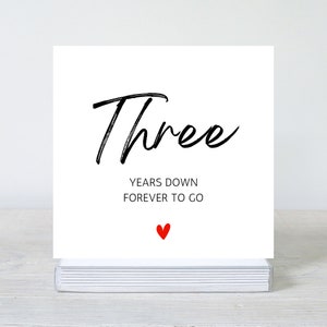 Tarjeta de aniversario de bodas "Three Years Down Forever To Go", tarjeta de aniversario de 3 años para él, para ella, feliz aniversario, aniversario de cuero
