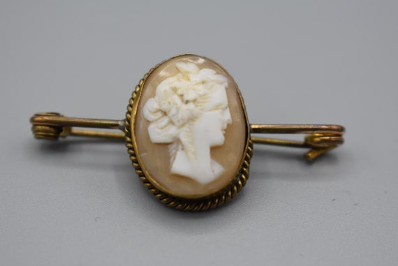 vintage Edwardian 1900s rolled gold cameo shell  … - image 1