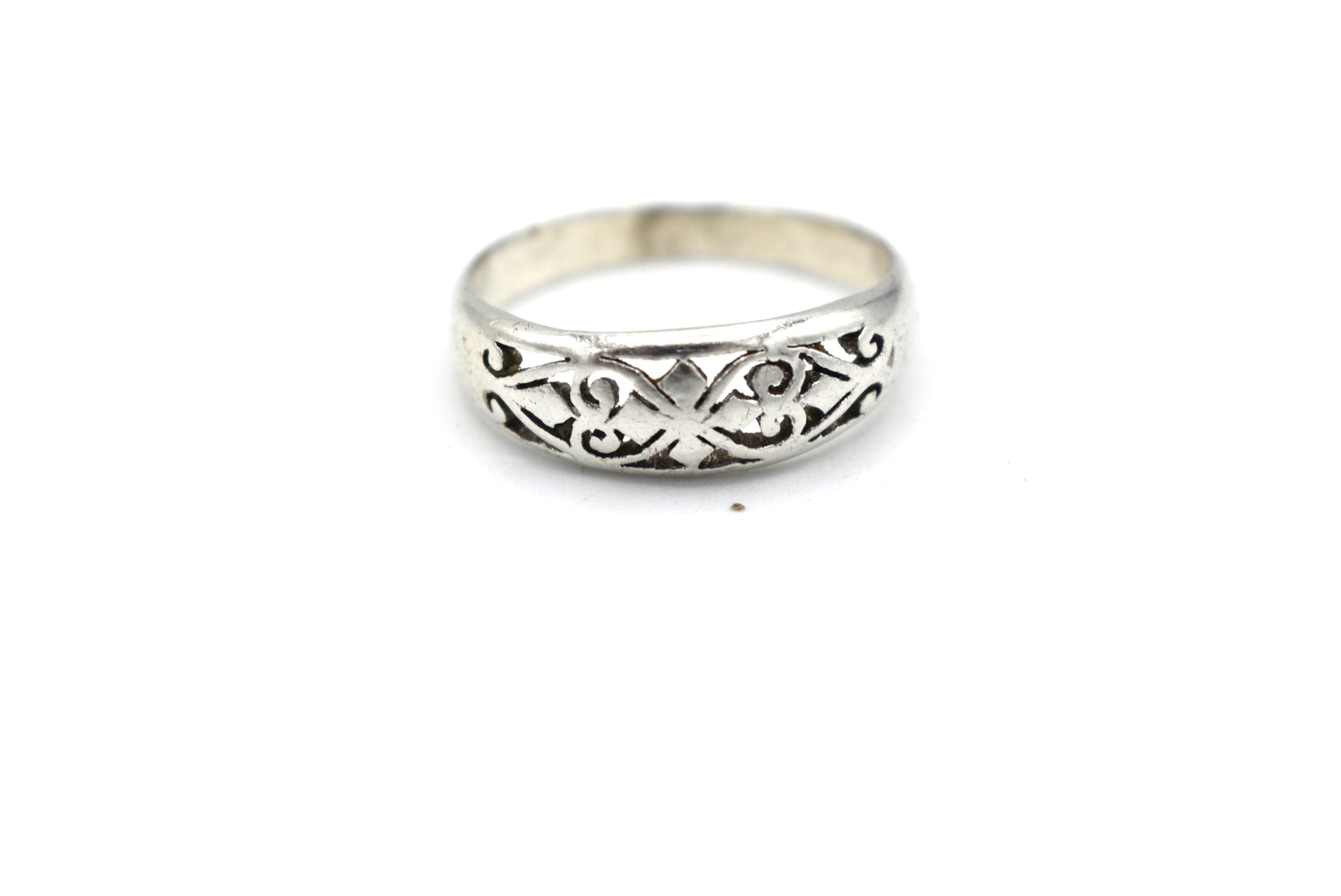 Vintage 925 Sterling Silver Patterned Ring - Etsy Vintage 925 Sterling Silver Patterned Ring - Etsy