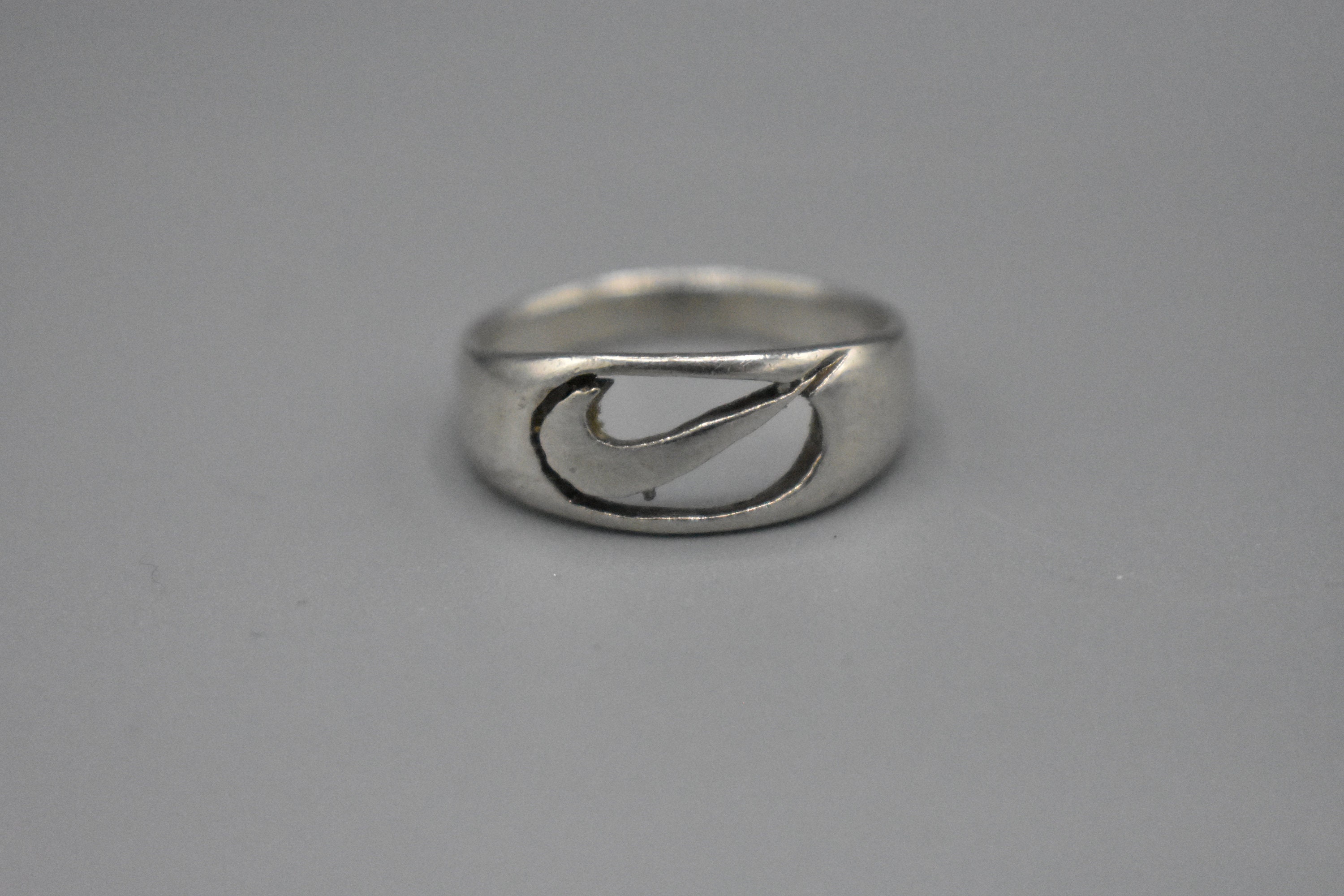 vermoeidheid Raffinaderij temperen Vintage 925 Sterling Silver Nike Ring Size W - Etsy