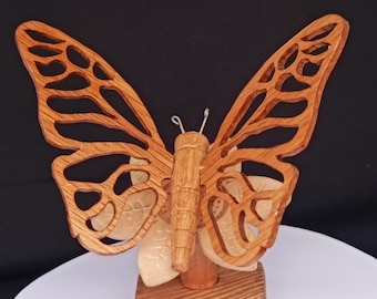 Butterfly & Carved Flower/Butterflies/Butterfly Sculpture Ornament/Wooden Butterfly/Butterfly Gifts/Carved/Turned (Lathe)/Scroll saw wings