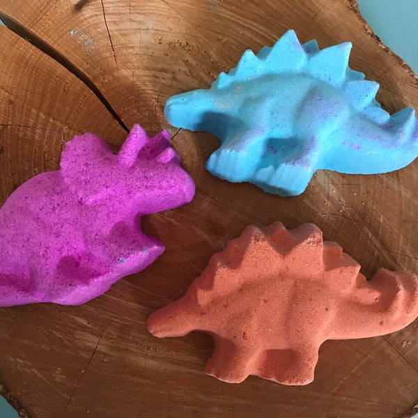 Dinosaur bath bomb