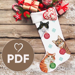 Schema punto croce per calza di Natale con gatto, disegno a punto croce con gatti per le feste, decorazioni natalizie in formato PDF, ricamo con simpatico gattino, calza di Natale per animali domestici in formato PDF
