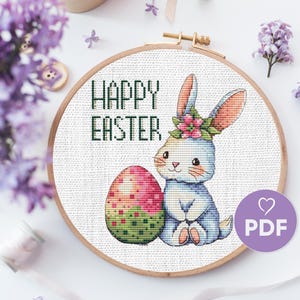 Schema punto croce coniglietto pasquale, disegno ricamo buona Pasqua, file PDF coniglio con uovo di Pasqua punto croce, schema punto animali carini