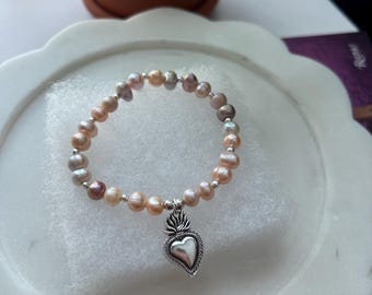 Silver sacred heart bracelet, freshwater pearls bracelet, silver bracelet, silver jewelry, silver 925, Mexican jewelry, artisan jewelry