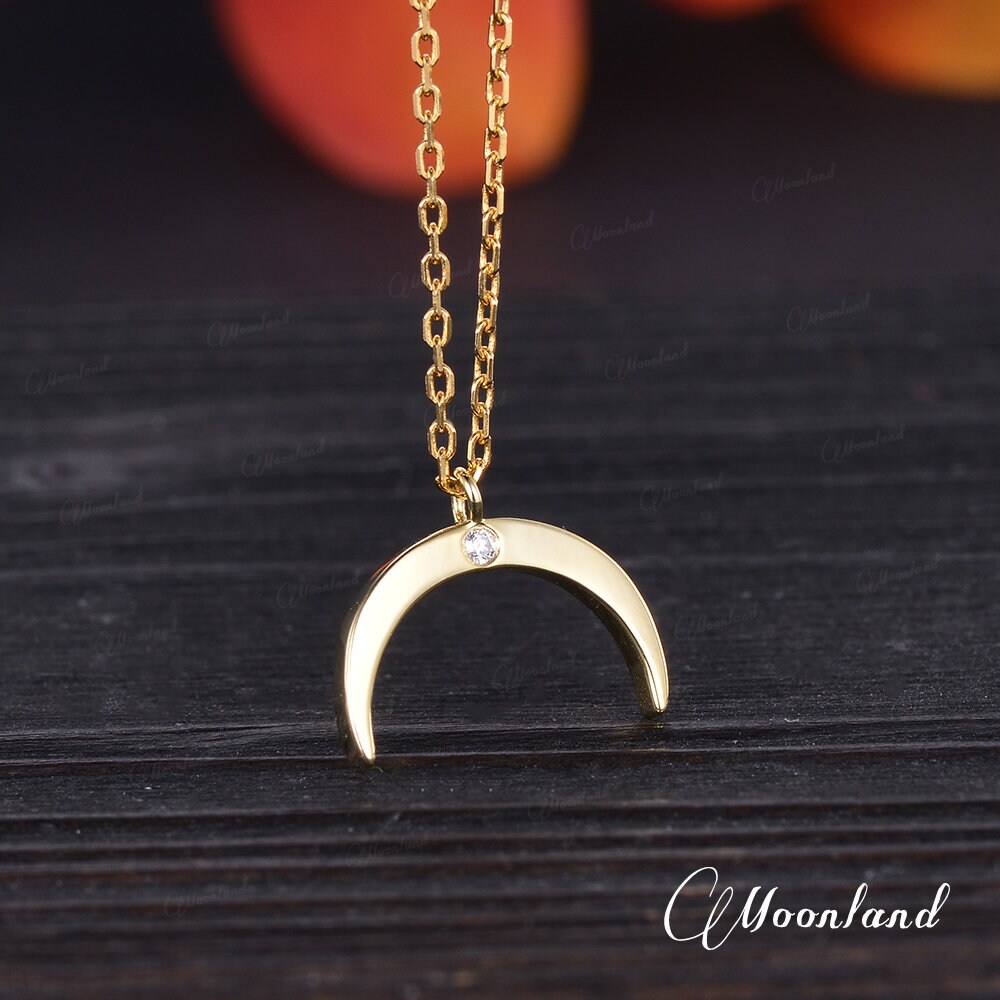 Delicata collana a mezzaluna in oro giallo con ciondolo a forma di luna e diamanti, collana in argento sterling, gioielli celestiali, pietra portafortuna, regalo personalizzato per lei - Italia