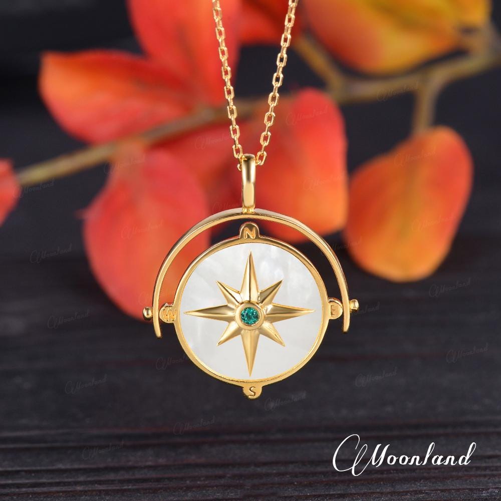 Unique North Star Emerald Fidget Pendant Necklace Spinner Mother