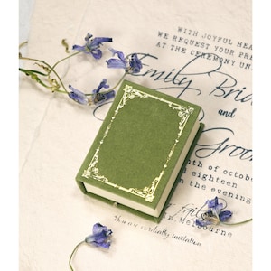 Magic Book Gift Box, Light Green Ring Gift Box, Necklace Gift Box, Vintage Box, Magnetic Gift Box