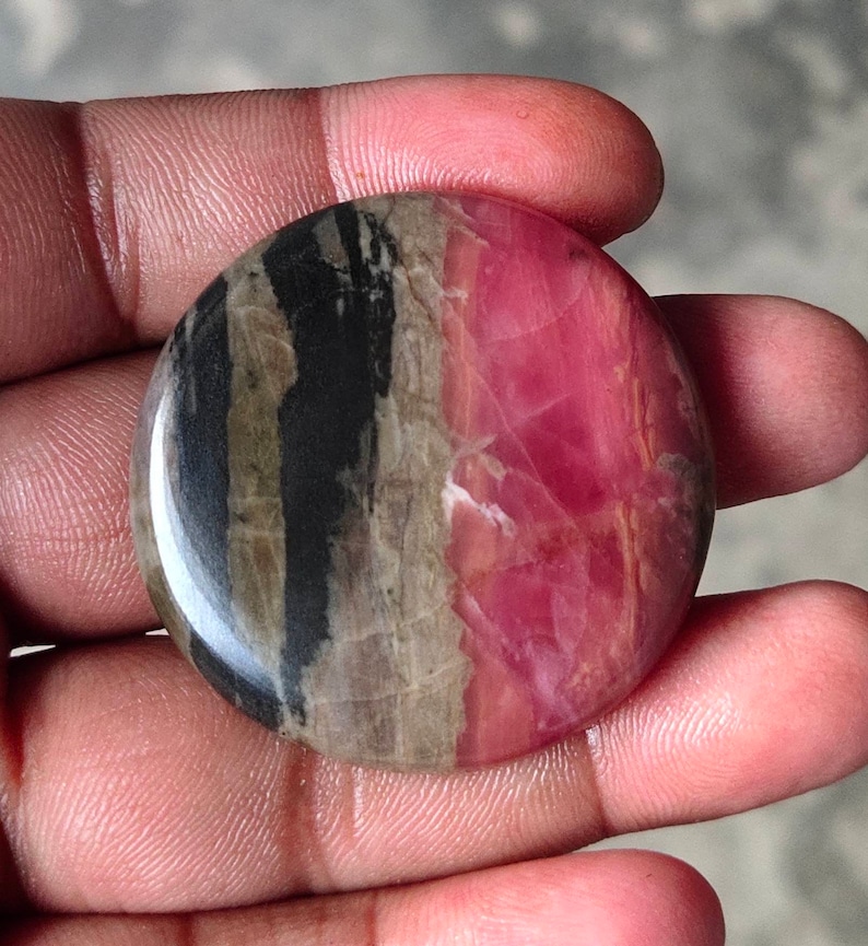 Natural pink Rhodonite cabochon,40x40mm,123.80cts....#6181