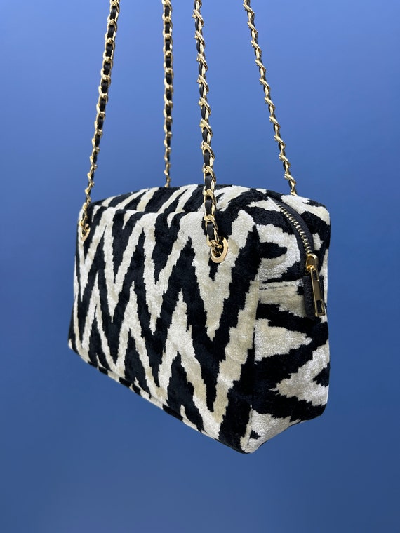 Luxurious Black and White Silk Velvet Shoulder Bag Gold Chain Strap Handcrafted Design With Leather Chains Elegant Versatile Etsy Ireland