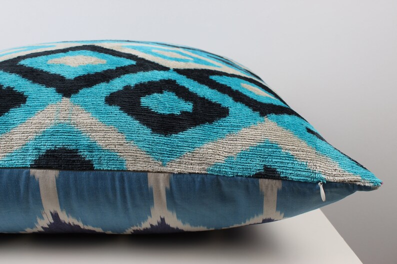 Velvet Cushion Cover Blue Black 24x24 Vintage Decor Velvet Pillow Case Cotton Silk Zippered Bohemian Eclectic Decor 60x60 cm
