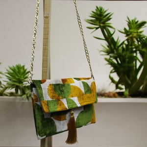 Luxury Silk Velvet Clutch Bag With Chain, Evening Bag with Tassel, Stylish Velvet Silk Clutch,Handmade Tassel Purse