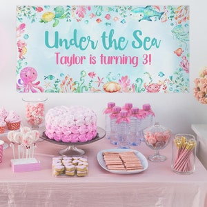 Bajo el estandarte de cumpleaños del mar, decoraciones de fiesta bajo el mar, decoración de fiesta de cumpleaños bajo el mar, signo de cumpleaños de Ocean Girl, estandarte personalizado