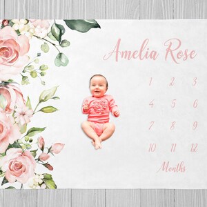 Roze bloemen mijlpaaldeken, mijlpaaldeken babymeisje, cadeau babyshower, maandelijks groeideken, gepersonaliseerd babydeken, babydeken bloemen