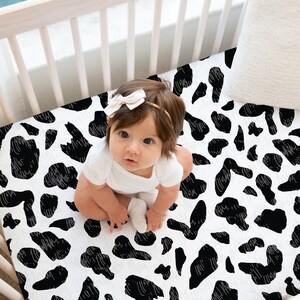 Cow Crib Sheet, Crib Sheets Girl, Cow Crib Bedding, Baby Girl Bedding, Black And White Crib Sheet, Cow Pattern Crib Sheet, Farm Crib Bedding