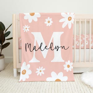 Manta de nombre Daisy rosa, manta Daisy personalizada, manta de bebé personalizada rosa, manta de niña, guardería Daisy, ropa de cama de cuna Daisy niña