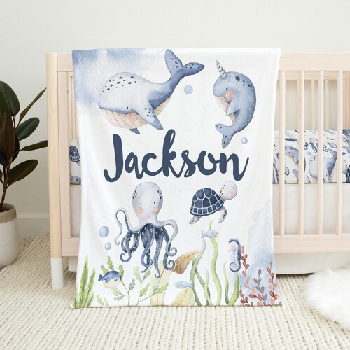 Couverture sous la mer pour bébé, couverture personnalisée pour bébé garçon, couverture avec prénom de bébé, chambre de bébé sous la mer, literie pour lit de bébé océan, literie pour lit de bébé garçon