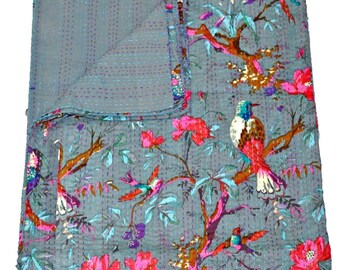 Handmade Grey Bird Print Kantha Quilt: Bohemian King Bedspread (108x108)