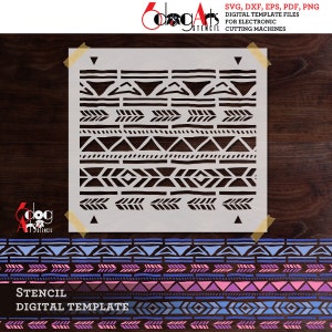 Peut inclure: Un modèle de pochoir numérique avec un motif géométrique composé de triangles noirs, de flèches et de lignes sur un fond blanc. Le pochoir est intitulé "STENCIL DIGITAL TEMPLATE".