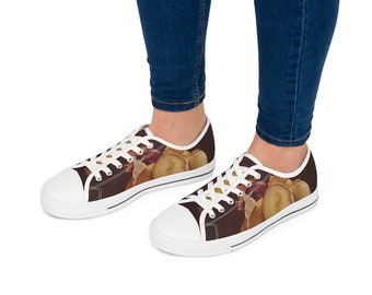 Vidalia Onion Women's Low Top Sneakers | Vidalia, GA | Sweet Onion | Art Shoes | Gifts for Her