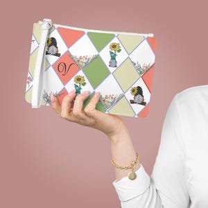 Pochette monogramme gnome rétro avec fleurs, touche fantaisiste, sac à main gnome vintage personnalisé, pochette en similicuir, cadeau personnalisé