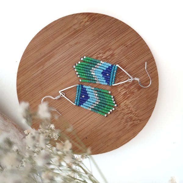 Fringe Triangle Earrings/Beadwoven Earrings/Green Blue Beaded Earrings/Silver Triangle Dangle Earrings/Miyuki Delica Earrings/Boho Earrings