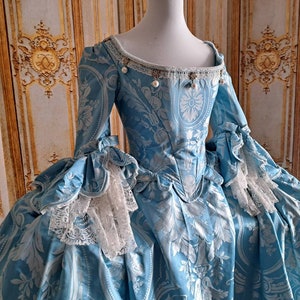 Marie Antoinette dress old and original silk Robe à la cour