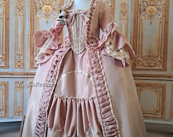 Robe à la Française Marie Antoinette pink